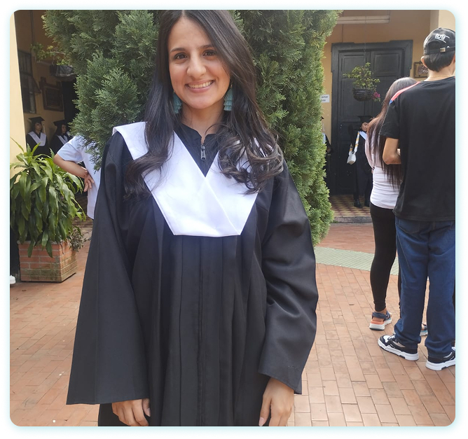 FOTO ANDREA LEYENDO (34)